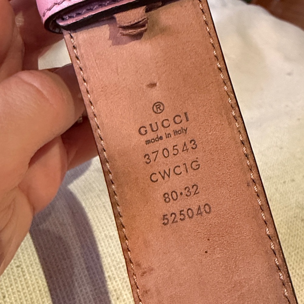 NWT Gucci Pink Leather Belt with Gold GG Buckle - Picture 4 of 4